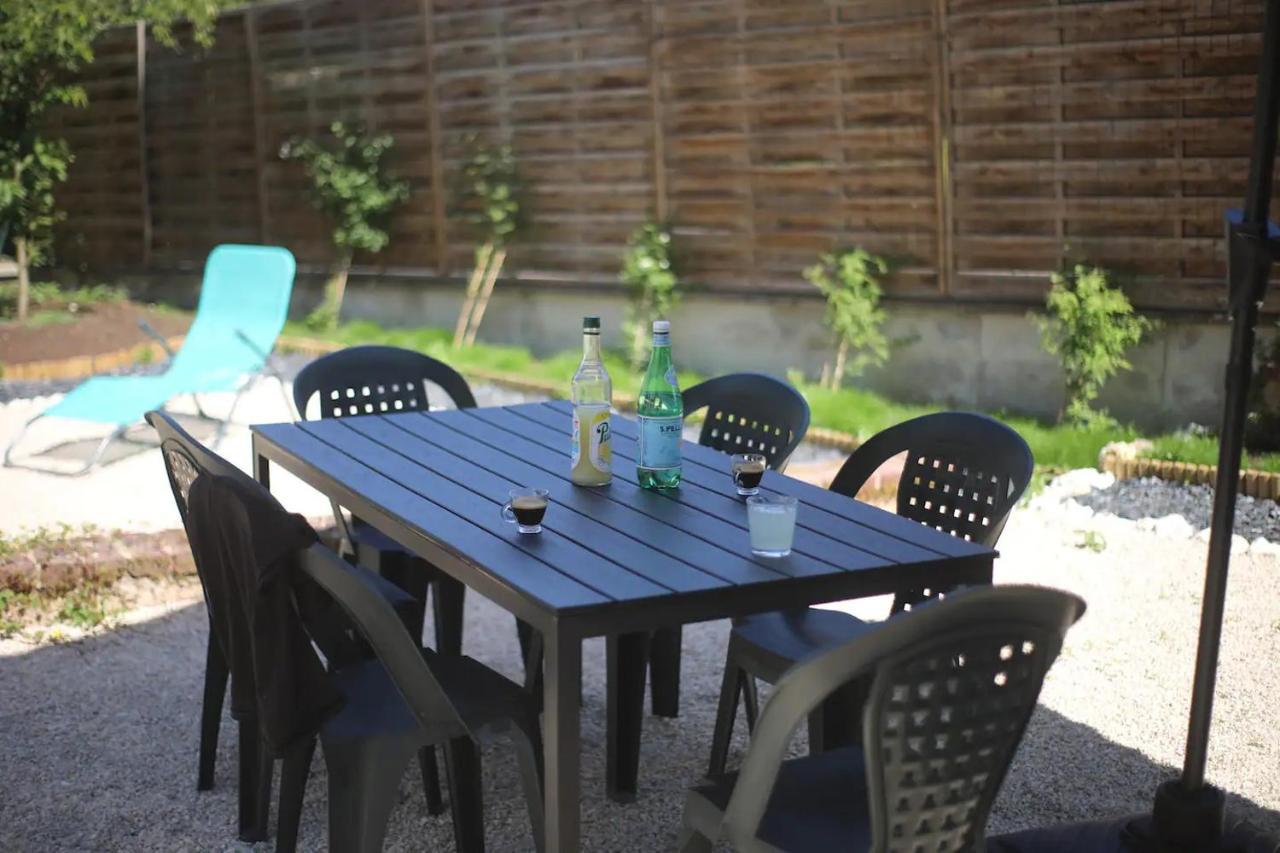 La Montrieuse, Chambre Individuelle Avec Sauna Et Baignoire Spa Naveil Buitenkant foto